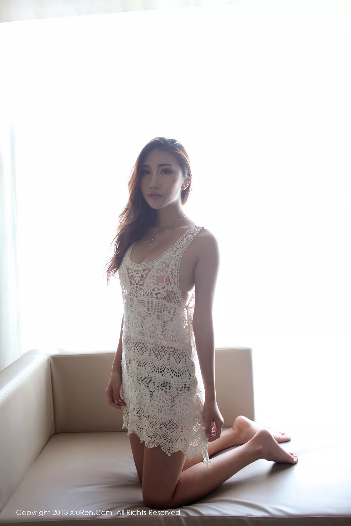 秀人集.com_[XiuRen秀人网]No.040_嫩模霸气欣欣爷性感护士装黑色蕾丝吊带丝袜写真82P