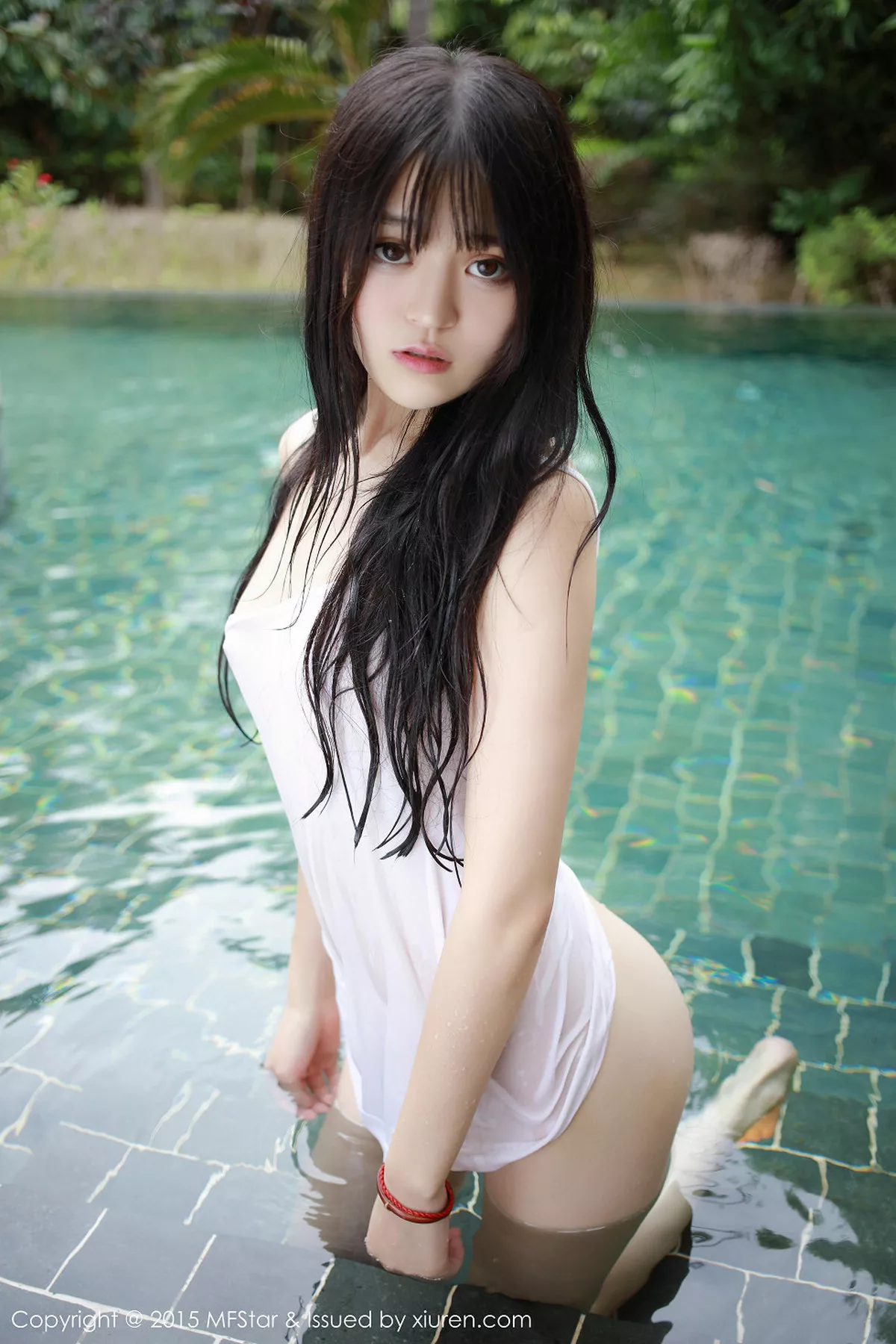 秀人集.com_[MFStar模范学院]Vol.029_嫩模伊小七MoMo白嫩肌肤诱人酮体大胆诱惑写真51P