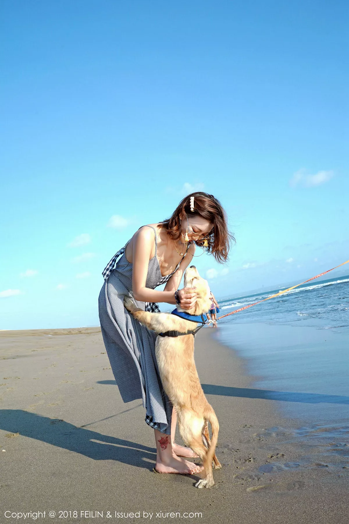 秀人集.com_[FeiLin嗲囡囡]Vol.142_嫩模冯木木LRIS班塔延岛旅拍海边清新吊带连身裙写真46P