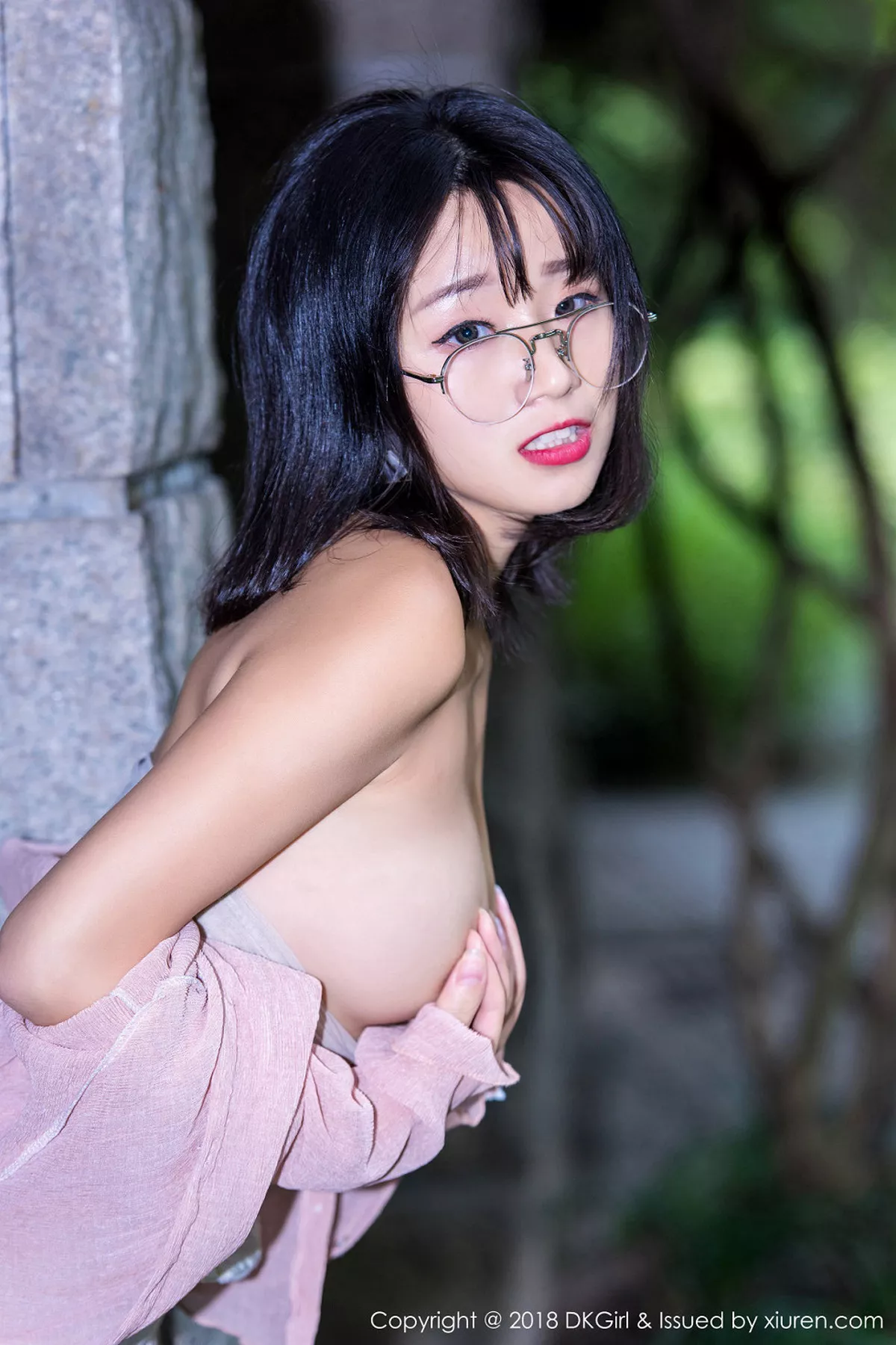 秀人集.com_[DKGirl御女郎]Vol.071_嫩模仓井优香户外粉色薄纱衣敞开真空露美乳撩人诱惑写真49P