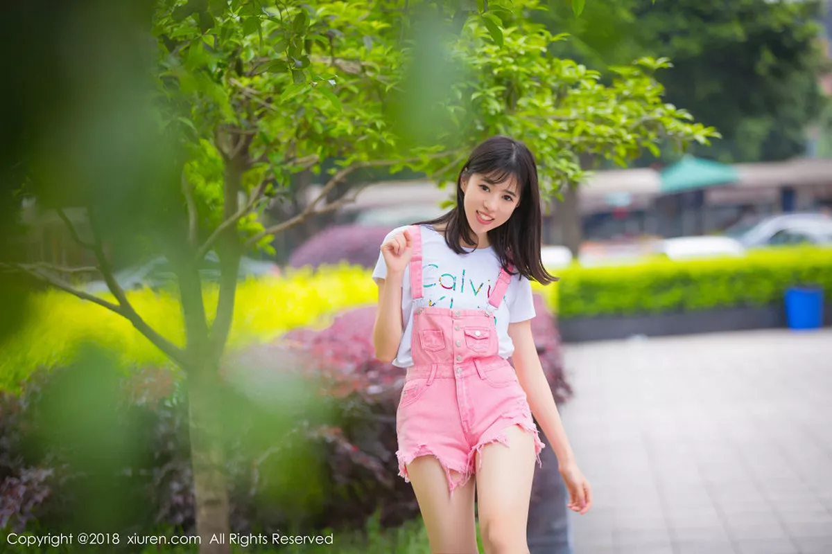 秀人集.com_[XiuRen秀人网]No.1026_嫩模艾栗栗居家黑色蕾丝内衣+户外清新美腿魅惑写真42P