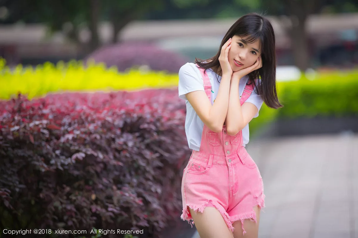 秀人集.com_[XiuRen秀人网]No.1026_嫩模艾栗栗居家黑色蕾丝内衣+户外清新美腿魅惑写真42P