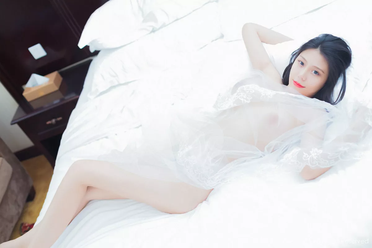 秀人集.com_[XiuRen秀人网]No.1054_嫩模若可私房白色薄纱裹身无内真空透视露豪乳火辣诱惑写真50P