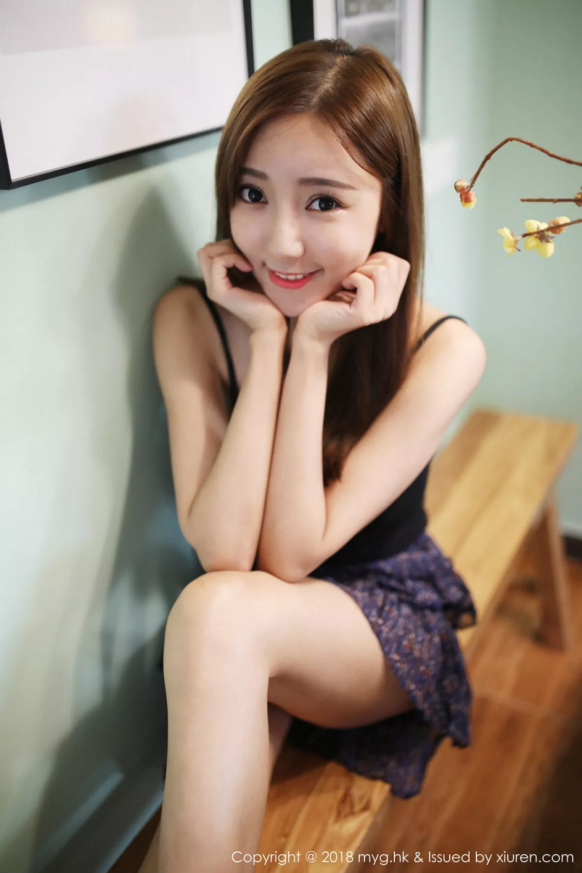 秀人集.com_[MyGirl美媛馆]Vol.293_嫩模王馨瑶yanni居家黑色吊带衣半露豪乳性感迷人写真40P