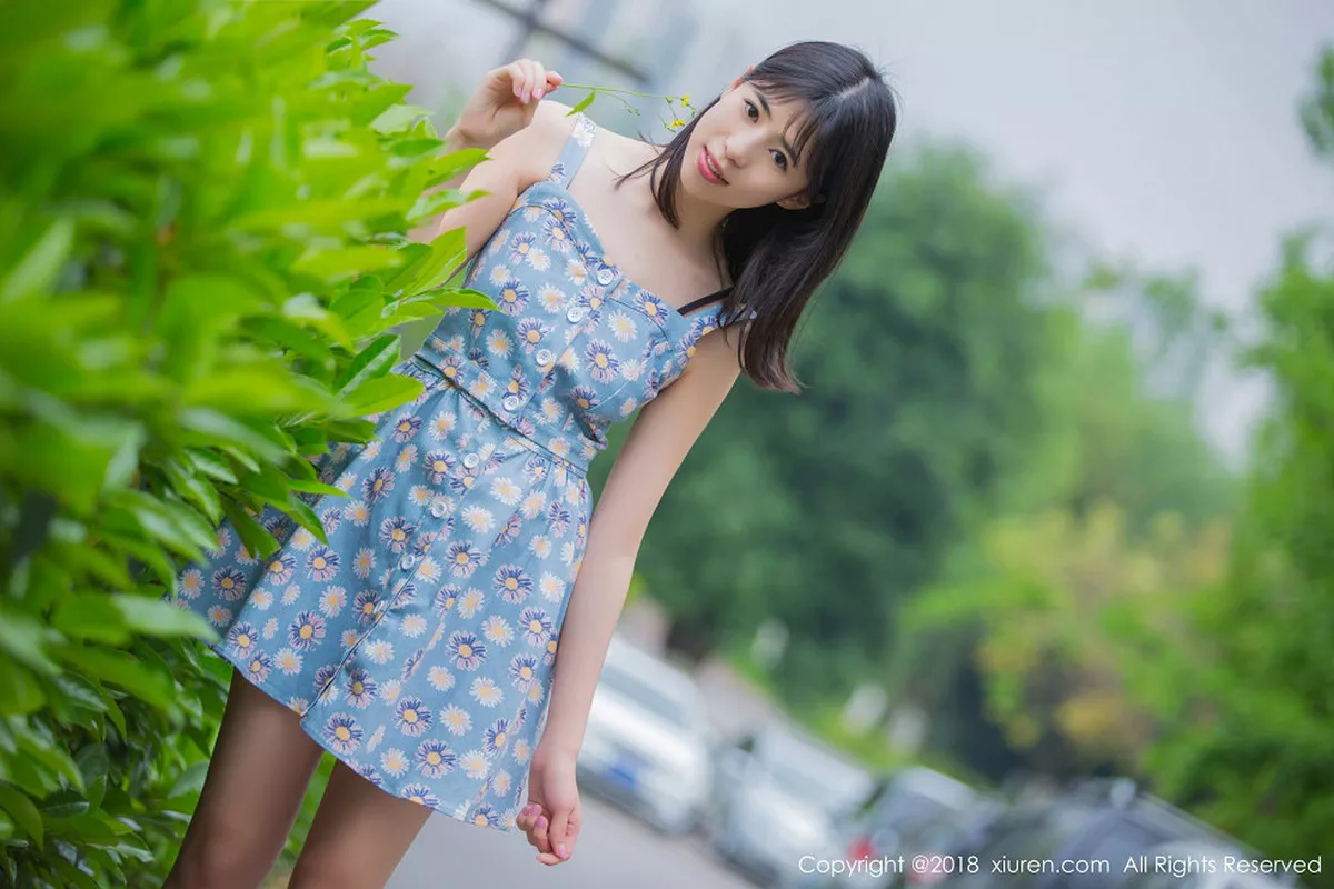 秀人集.com_[XiuRen秀人网]No.1094_嫩模艾栗栗性感学生制服半脱黑色蕾丝内衣秀美胸迷人写真50P