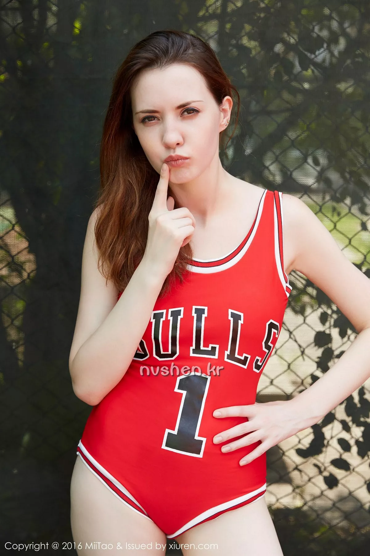 秀人集.com_[MiiTao蜜桃社]Vol.032_乌克兰嫩模Rola运动场上的性感尤物完美身材迷人写真65P