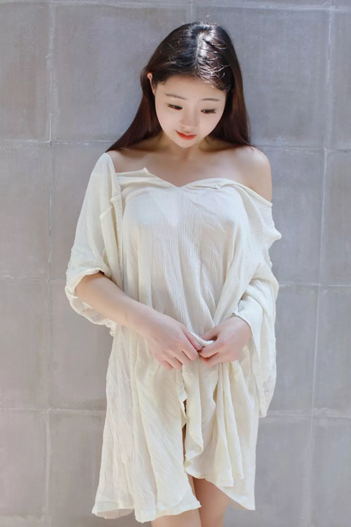 秀人集.com_[MFStar模范学院]Vol.072_嫩模佘贝拉bella马尔代夫旅拍浴室里湿身诱惑秀美乳53P