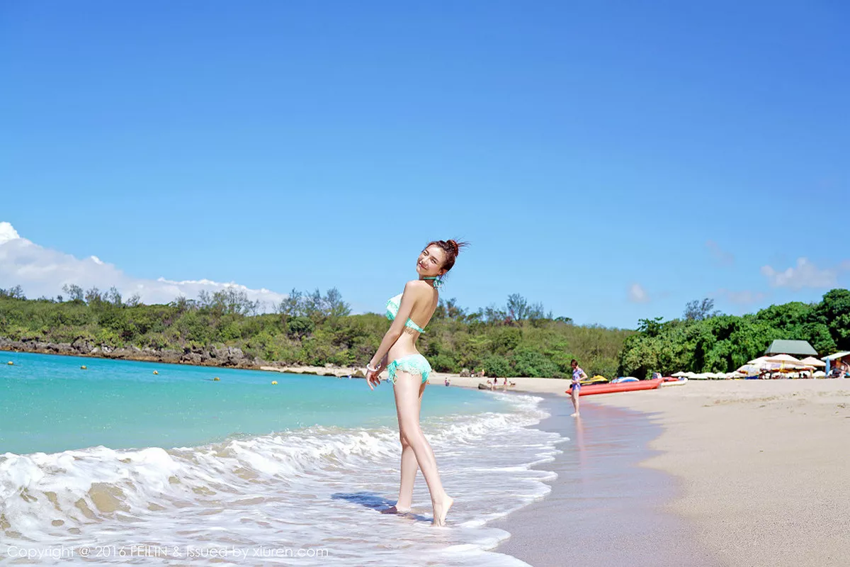 秀人集.com_[FeiLin嗲囡囡]Vol.044_嫩模Hana妹海边沙滩性感比基尼秀完美身材写真49P