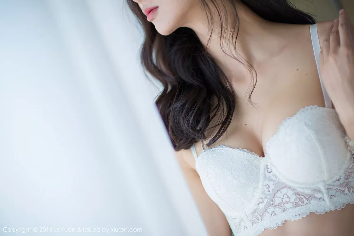 秀人集.com_[LeYuan星乐园]Vol.009_嫩模蓓蓓maggie薄纱情趣睡裙透视秀美乳私房诱惑写真47P