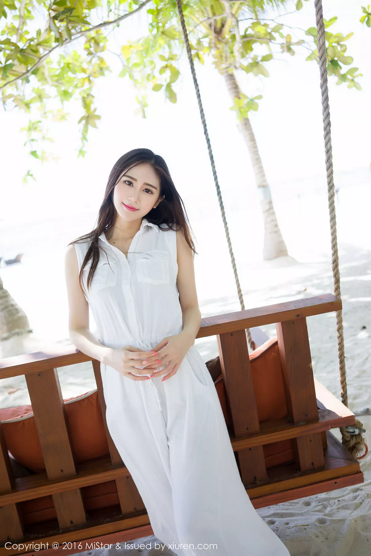 秀人集.com_[MiStar魅妍社]Vol.067_嫩模SISY思薄荷岛旅拍白色比基尼性感迷人写真50P