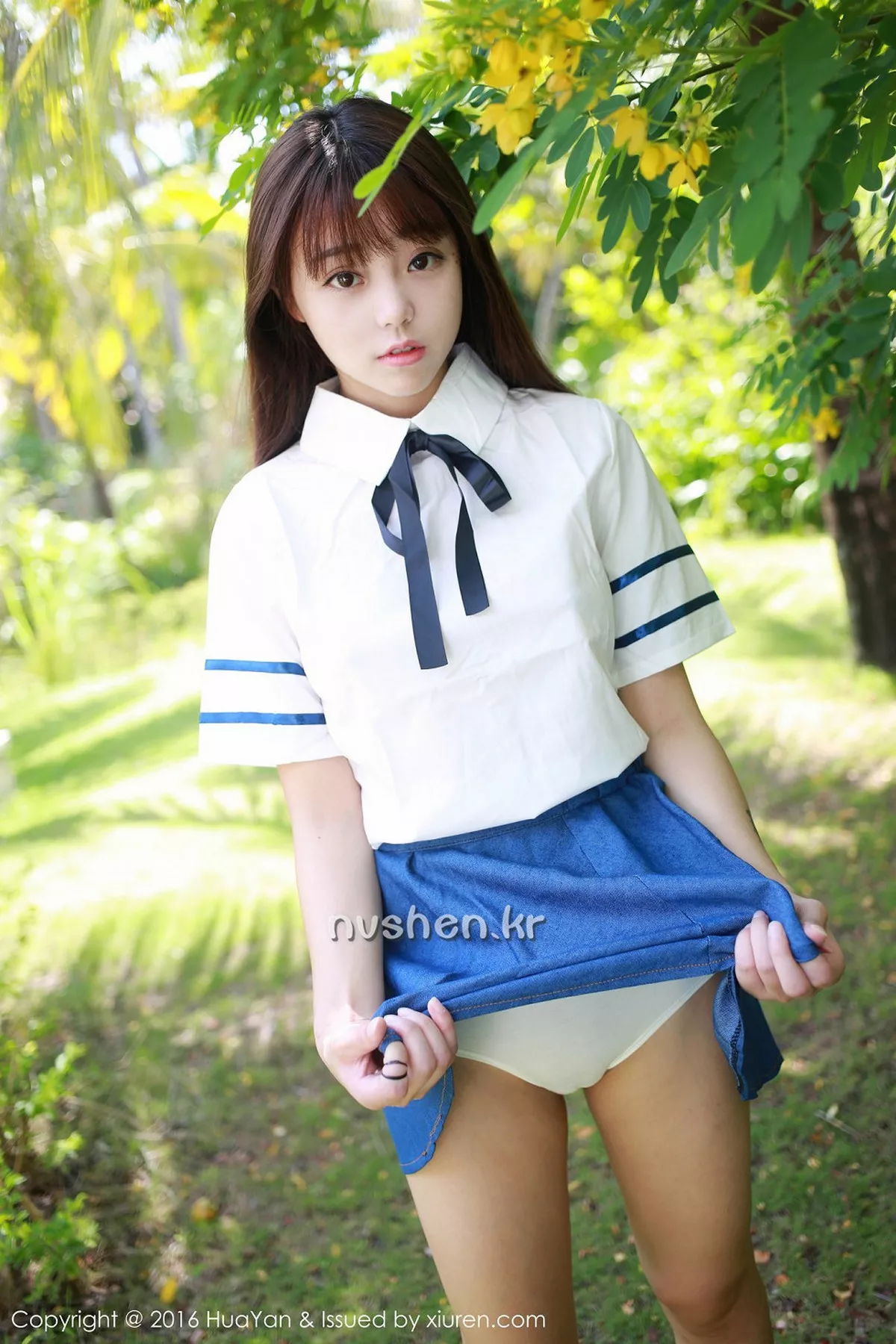 秀人集.com_[HuaYan花の颜]Vol.008_嫩模佘贝拉bella三亚旅拍白色比基尼秀完美身材性感写真46P