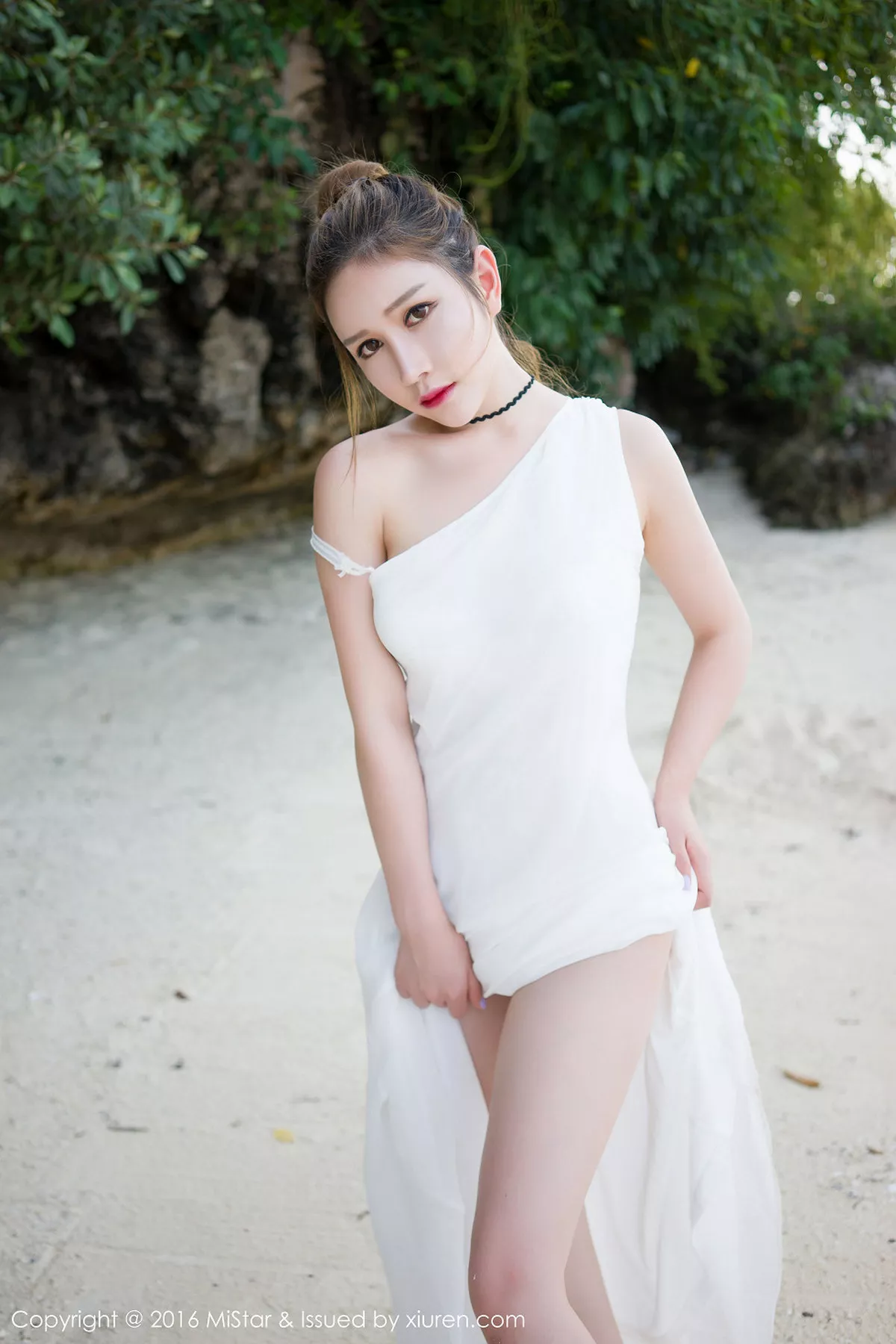 秀人集.com_[MiStar魅妍社]Vol.066_嫩模于姬Una薄荷岛旅拍豪乳翘臀S曲线诱惑写真60P