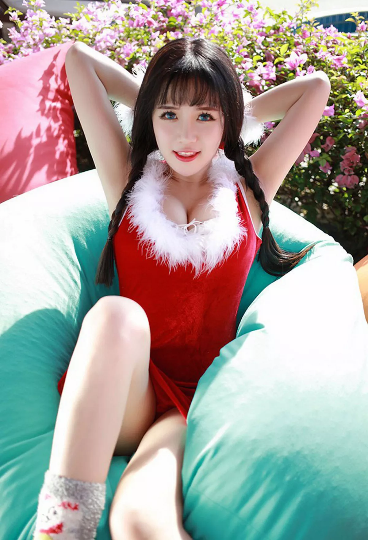 秀人集.com_[MFStar模范学院]Vol.070_嫩模徐cake泰国心愿旅拍白色蕾丝内衣秀美胸性感写真51P