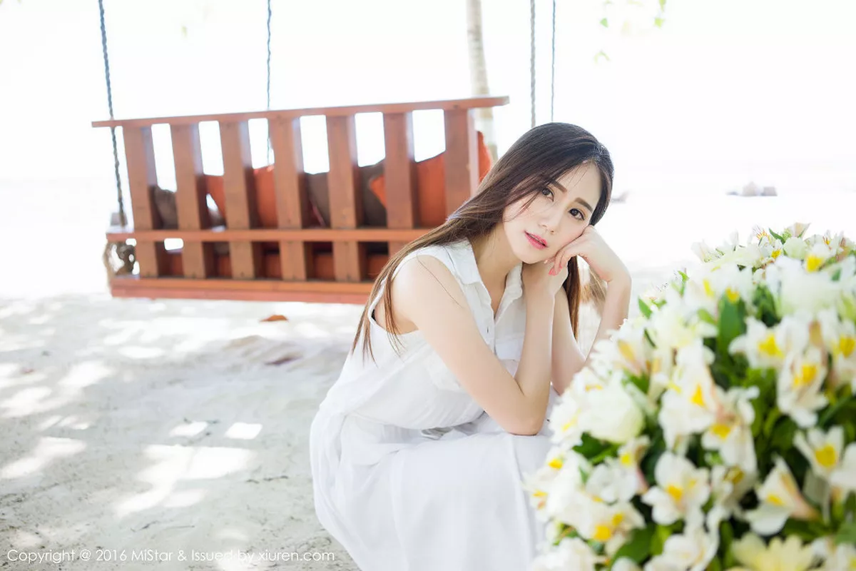 秀人集.com_[MiStar魅妍社]Vol.067_嫩模SISY思薄荷岛旅拍白色比基尼性感迷人写真50P