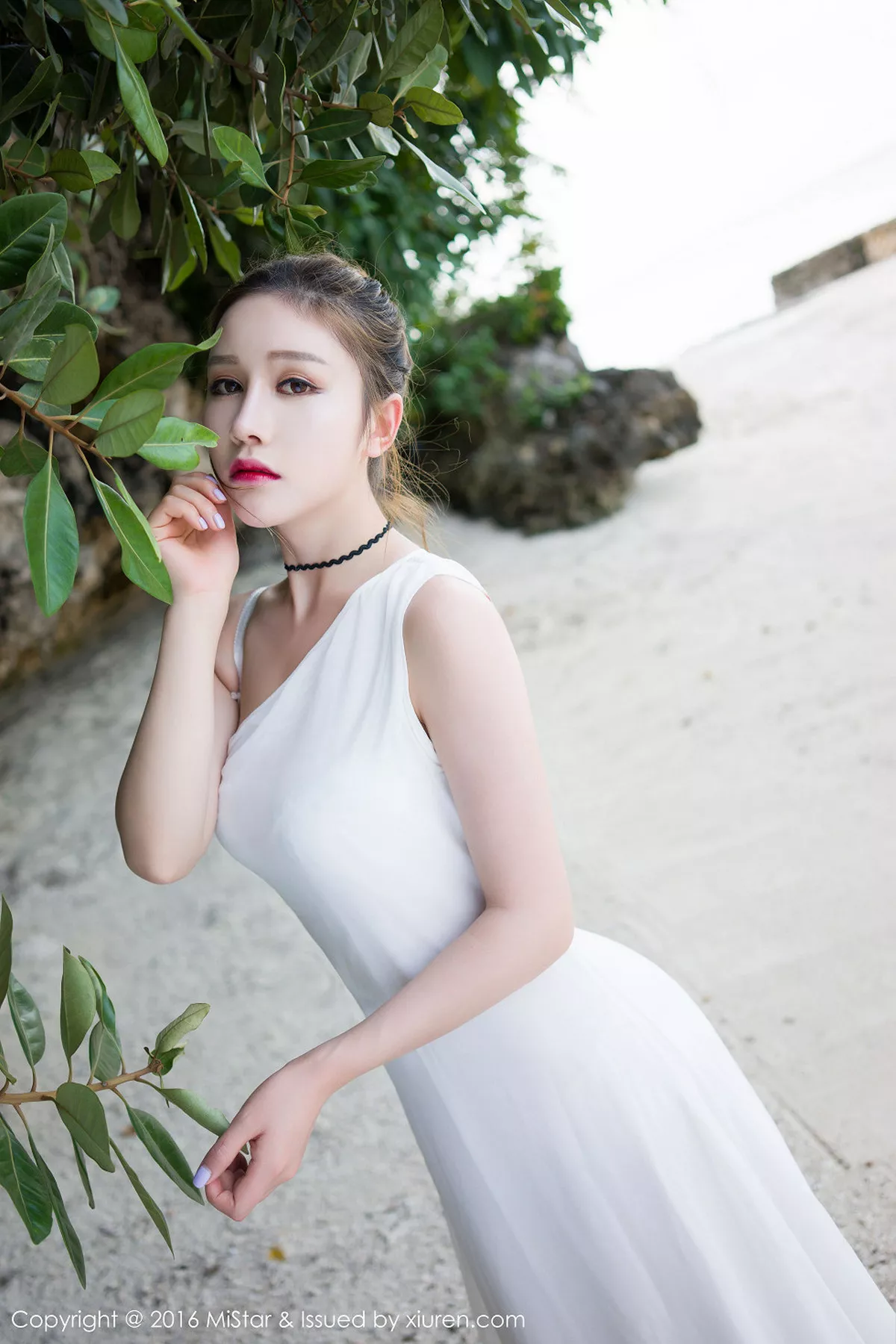 秀人集.com_[MiStar魅妍社]Vol.066_嫩模于姬Una薄荷岛旅拍豪乳翘臀S曲线诱惑写真60P