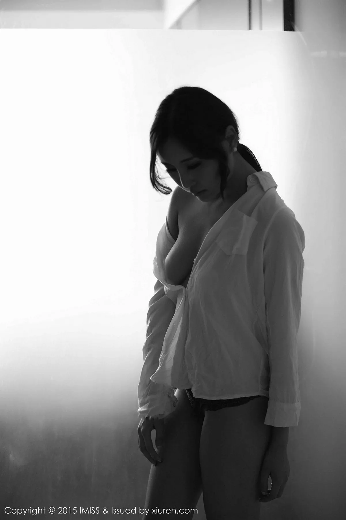 秀人集.com_[IMISS爱蜜社]Vol.046_嫩模樂樂Mango蕾丝内裤秀美臀半脱衬衣秀美乳写真57P