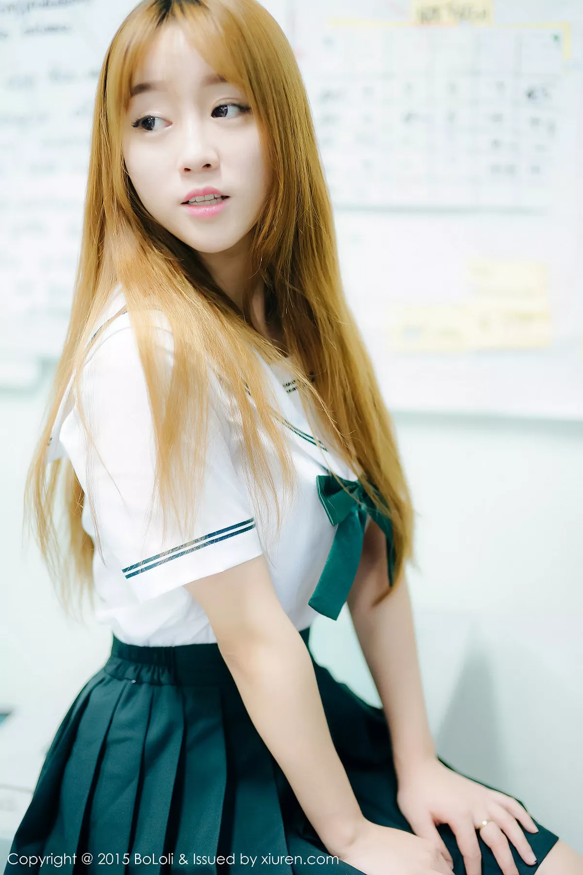 秀人集.com_[BoLoli波萝社]Vol.035_嫩模王雨纯最新JK制服撩短裙秀诱惑翘臀写真73P