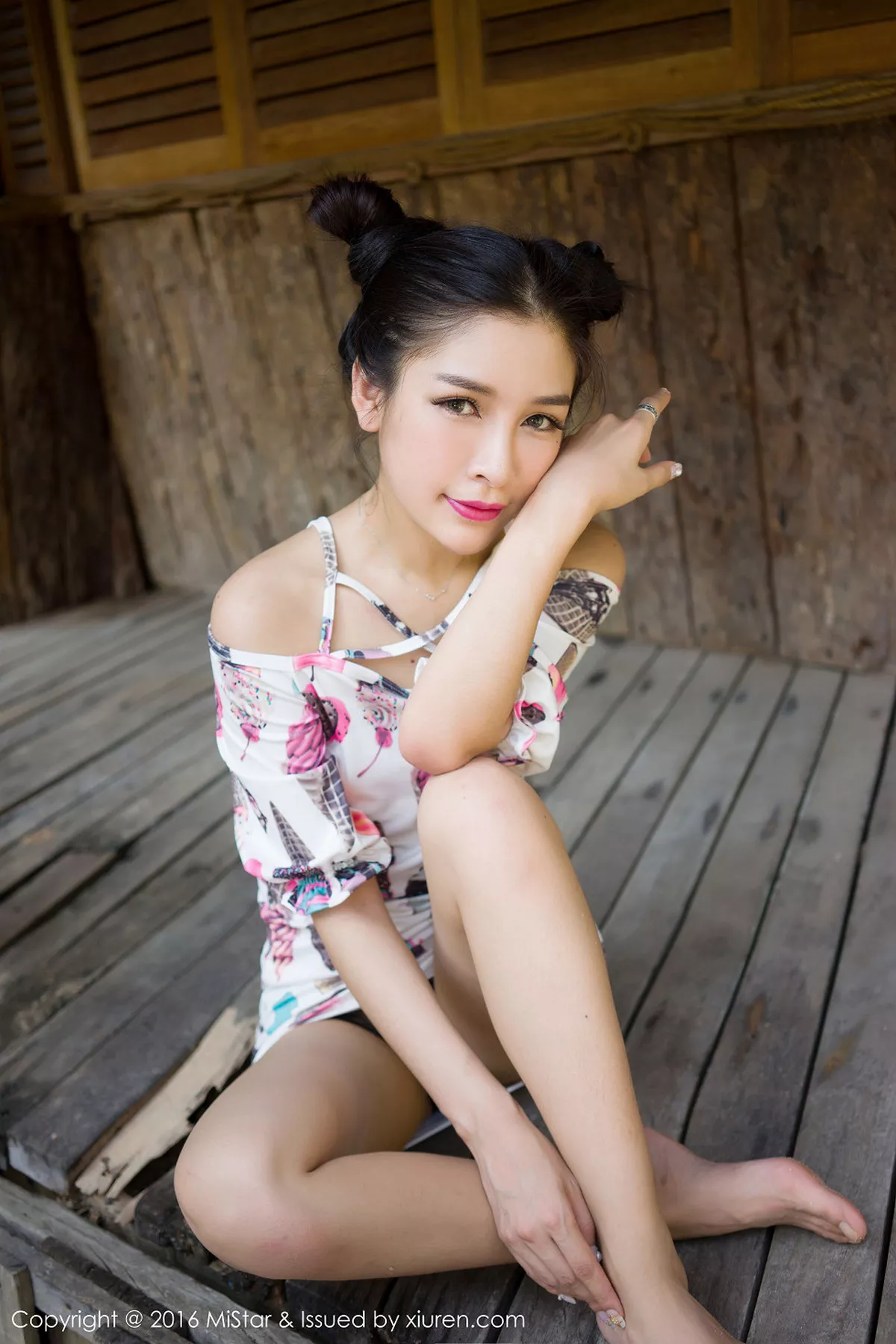 秀人集.com_[MiStar魅妍社]Vol.082_嫩模戴小唯兰卡威旅拍薄纱下的性感内衣系列写真60P