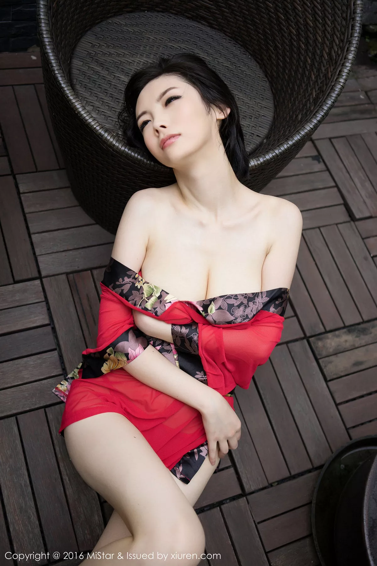 秀人集.com_[MiStar魅妍社]Vol.077_嫩模Jenny佳妮浴缸里网状上衣秀巨乳蕾丝内裤写真71P