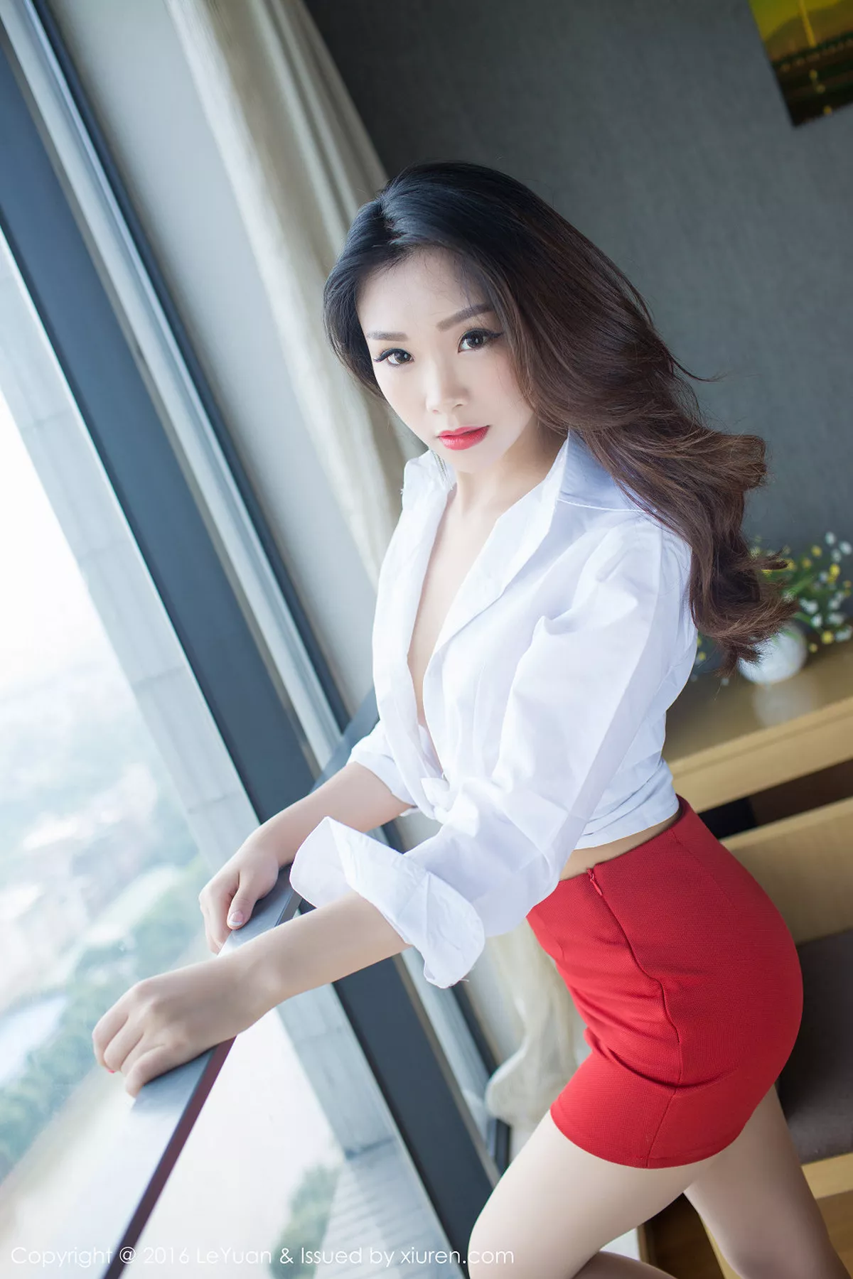 秀人集.com_[LeYuan星乐园]Vol.016_嫩模Tina黑丝兔女郎高叉连体内衣秀完美身材性感写真49P