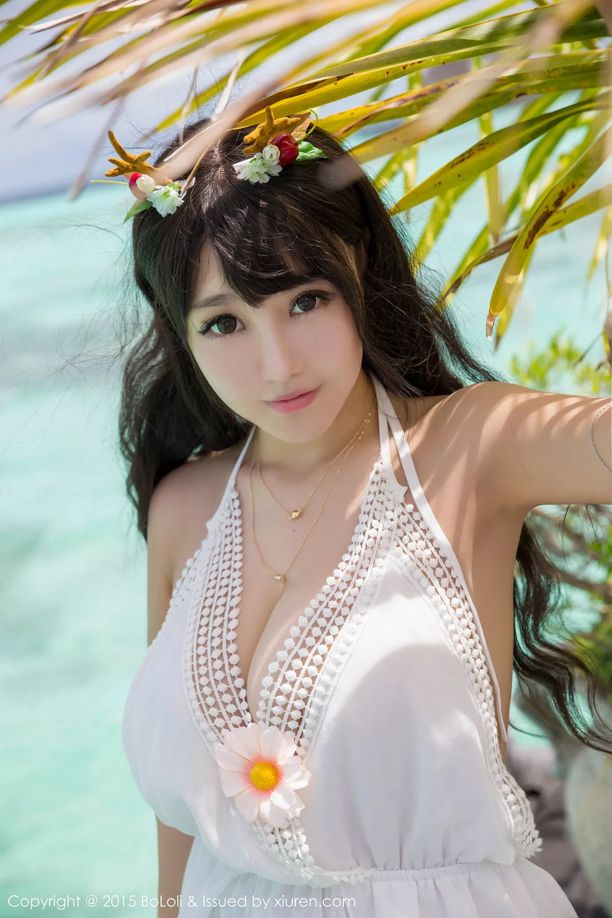 秀人集.com_[BoLoli波萝社]Vol.042_嫩模Barbie可儿马尔代夫旅拍黑色内衣秀童颜巨乳写真46P