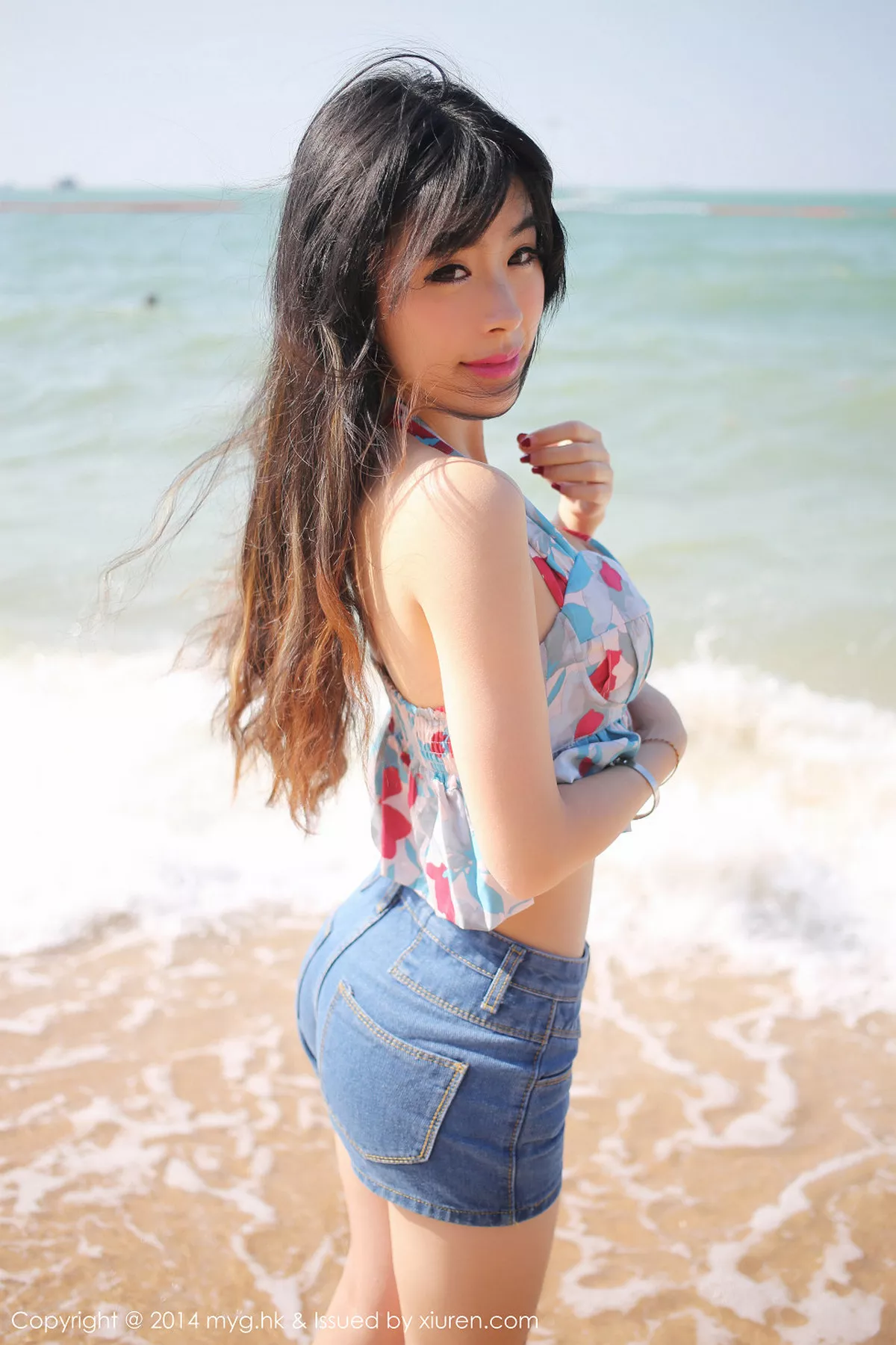 秀人集.com_[MyGirl美媛馆]Vol.088_嫩模刘雪妮Verna芭提雅旅拍透视薄纱裙系列性感写真56P