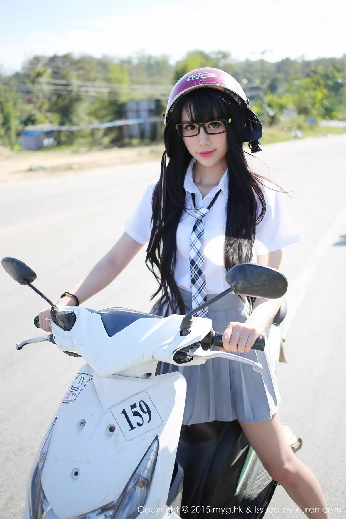 秀人集.com_[MyGirl美媛馆]Vol.096_嫩模杨晓青儿泰国旅拍清纯学生装花丛中的美仙子写真88P