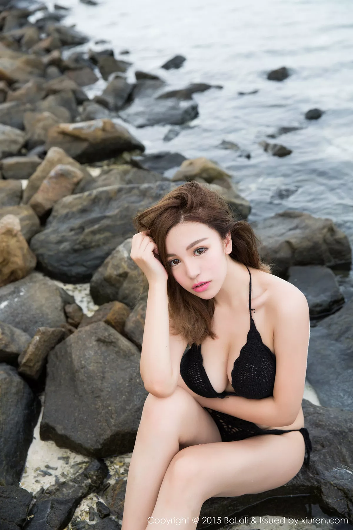 秀人集.com_[BoLoli波萝社]Vol.043_嫩模刘娅希马尔代夫旅拍黑色连体比基尼性感美乳写真58P