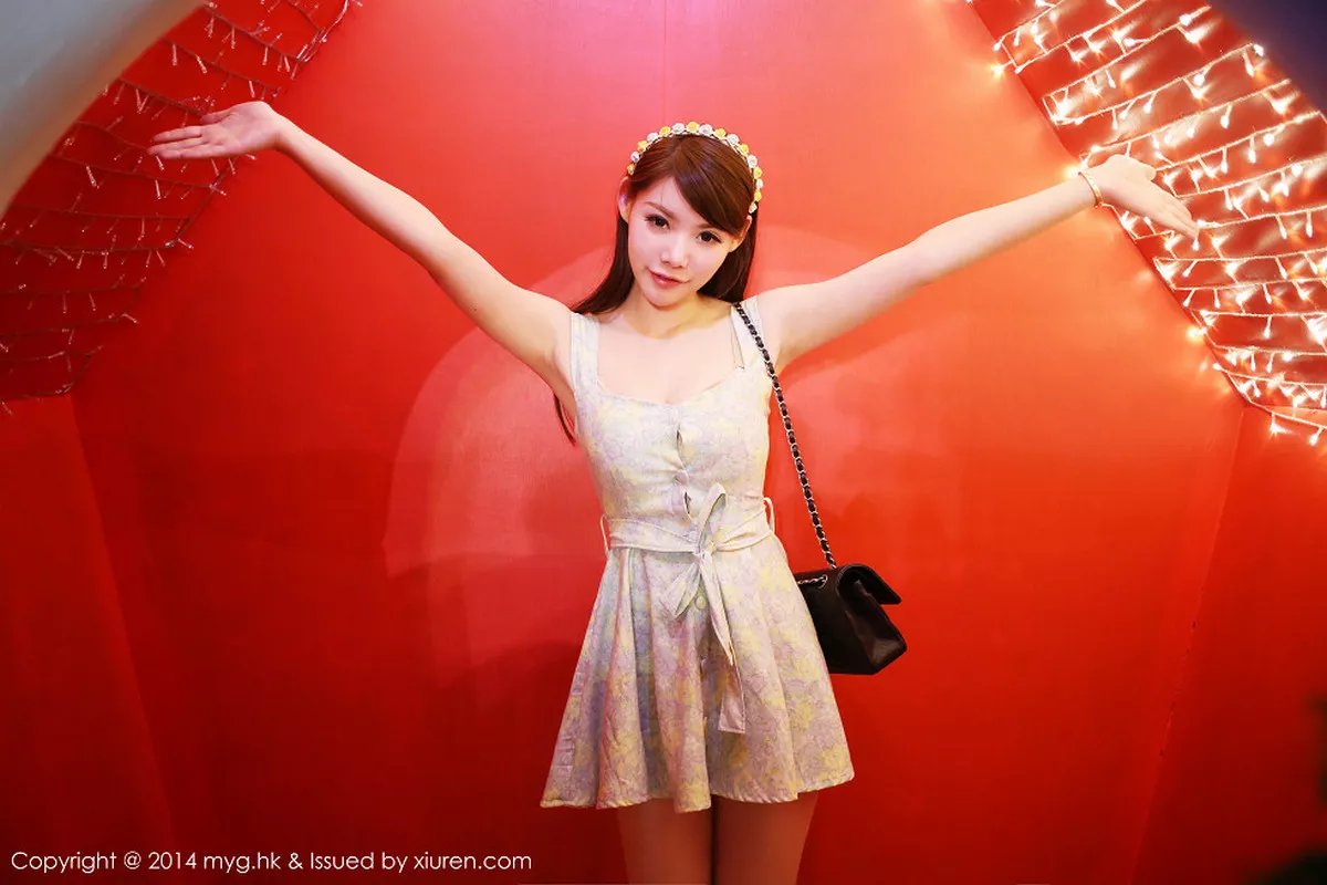 秀人集.com_[MyGirl美媛馆]Vol.085_嫩模MARA醬泰国旅拍性感内衣系列完美身材写真50P