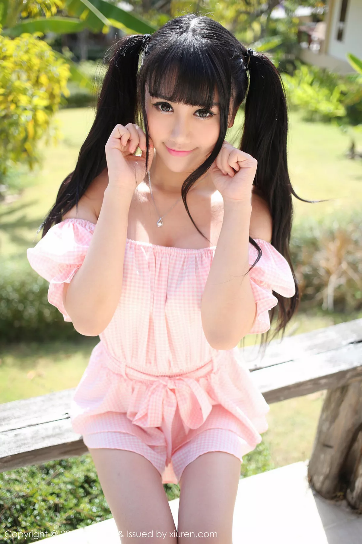 秀人集.com_[MyGirl美媛馆]Vol.093_嫩模杨晓青儿泰国旅拍宽大毛衣白嫩肌肤性感翘臀写真82P