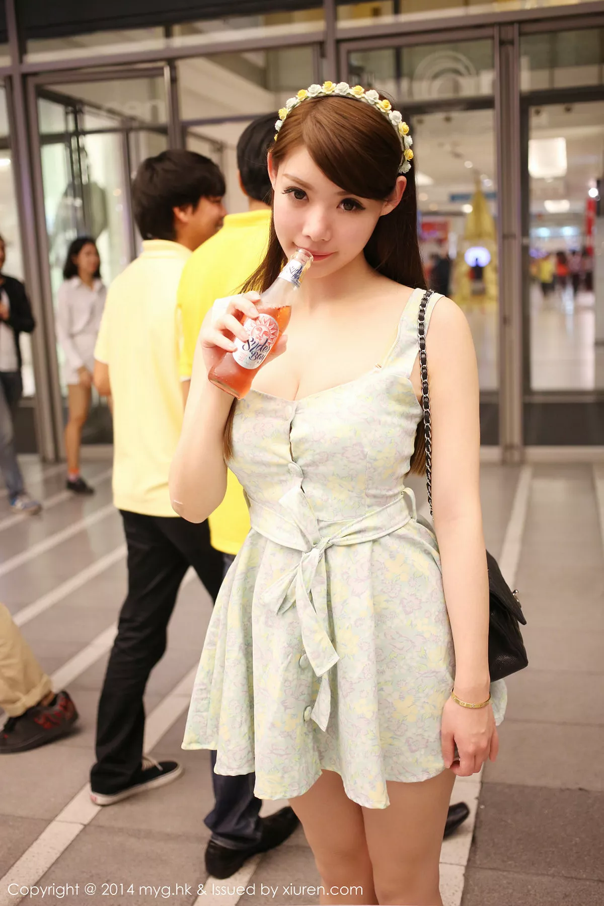 秀人集.com_[MyGirl美媛馆]Vol.085_嫩模MARA醬泰国旅拍性感内衣系列完美身材写真50P