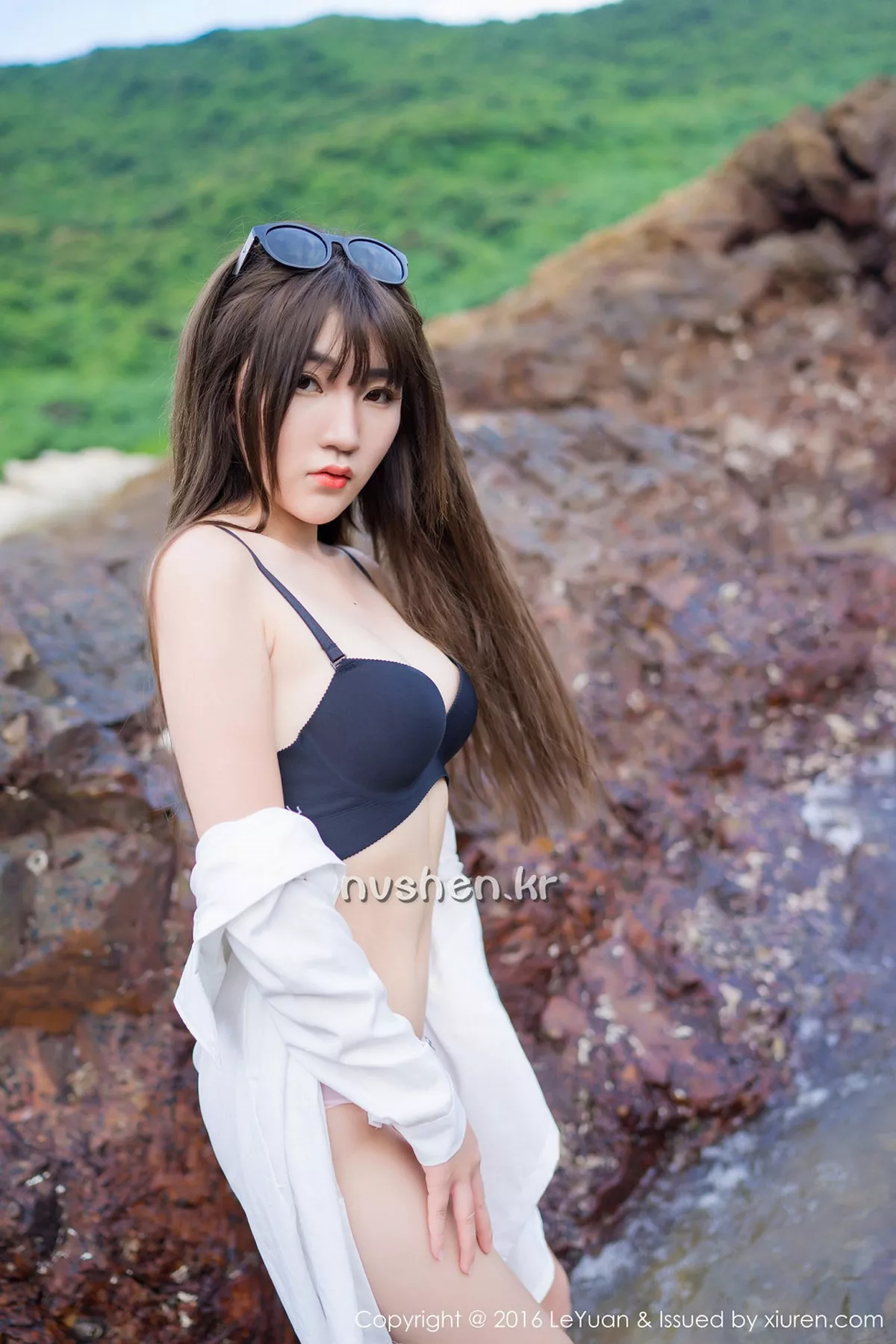 秀人集.com_[LeYuan星乐园]Vol.012_嫩模冷不丁性感黑色内衣秀完美胸型粉红内裤诱惑写真52P