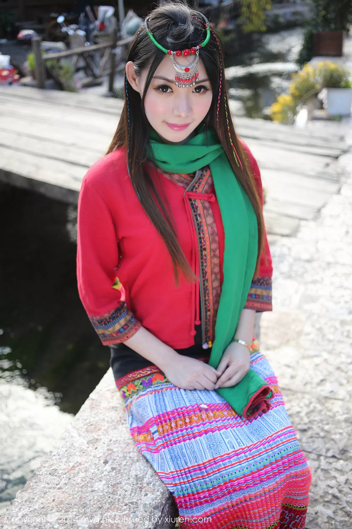 秀人集.com_[MyGirl美媛馆]Vol.071_嫩模MARA醬丽江古城旅拍黑丝网袜诱人美臀诱惑写真53P