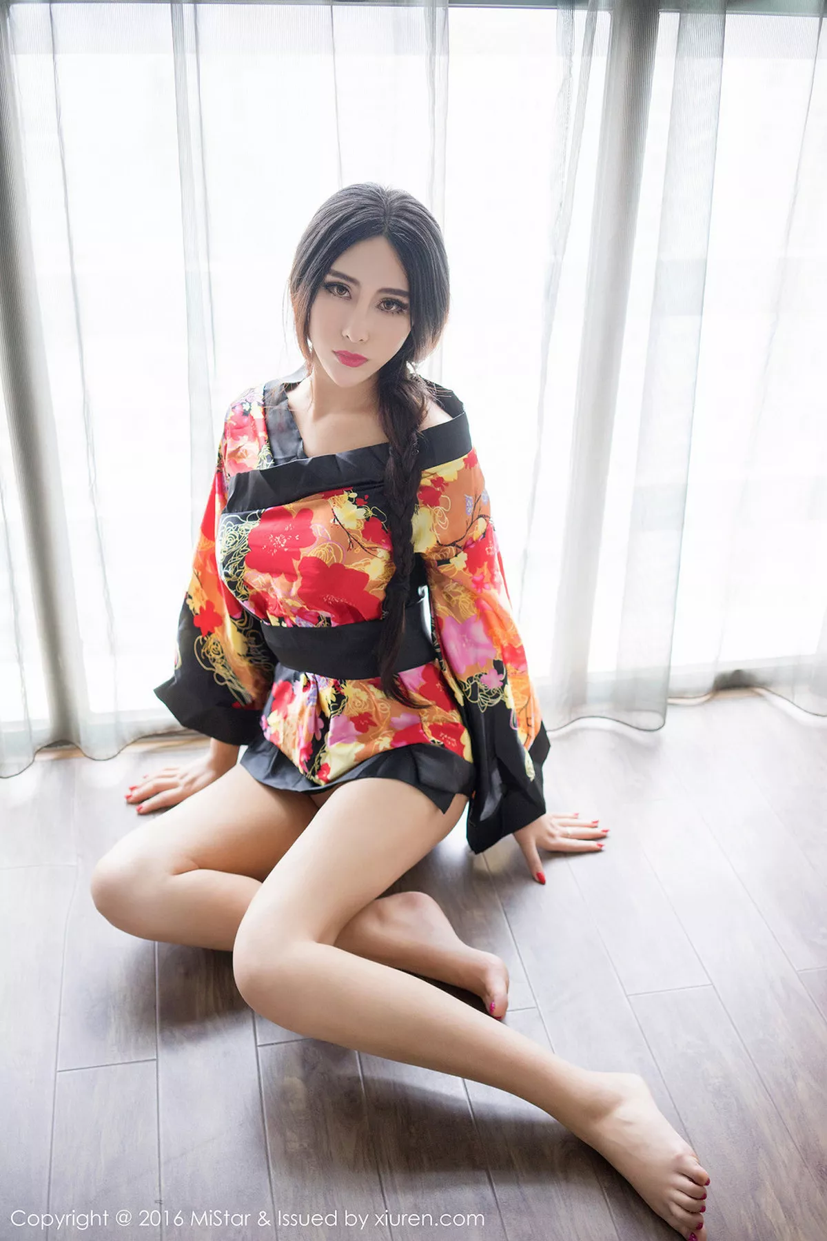 秀人集.com_[MiStar魅妍社]Vol.096_嫩模FoxYini孟狐狸私房情趣内衣系列迷人豪乳诱惑43P