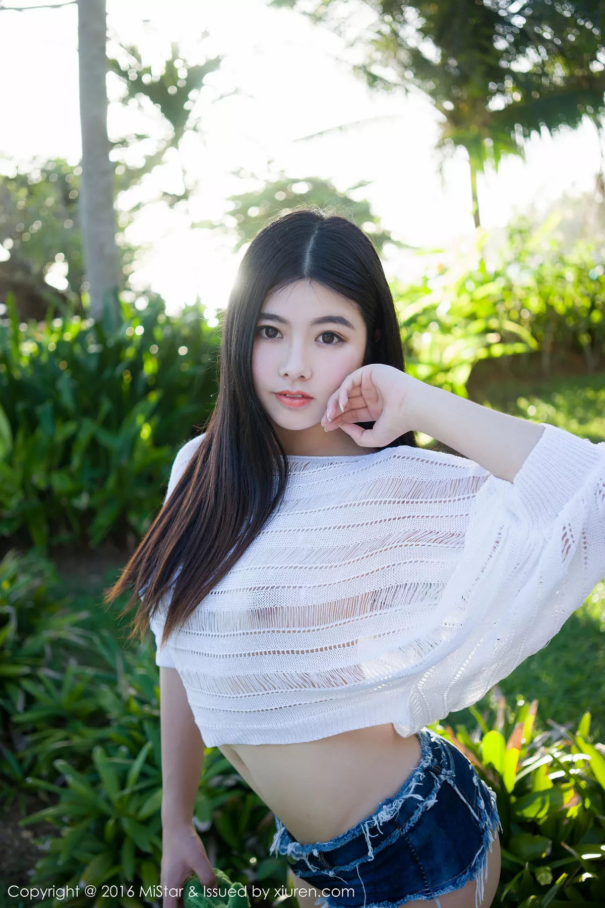 秀人集.com_[MiStar魅妍社]Vol.073_嫩模娜露Selena薄荷岛旅拍白色透视网衣秀豪乳写真60P