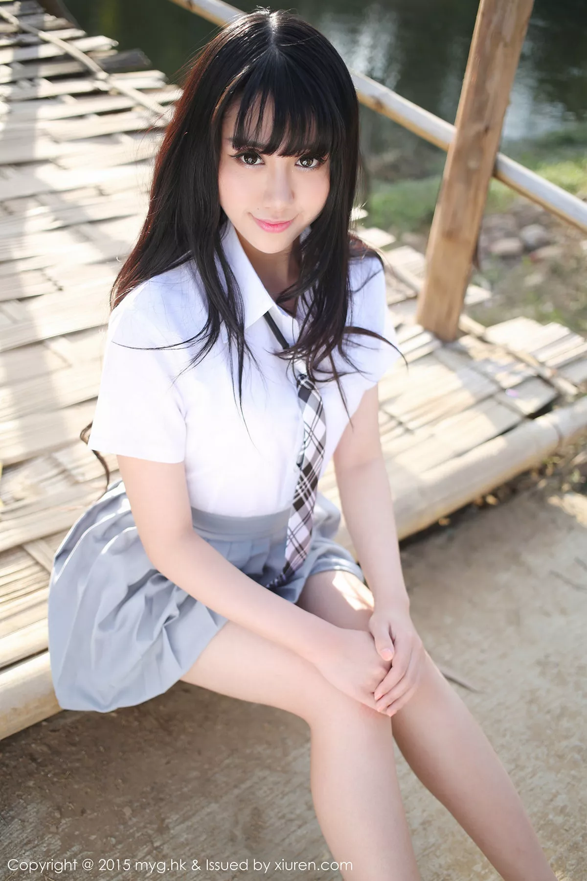 秀人集.com_[MyGirl美媛馆]Vol.096_嫩模杨晓青儿泰国旅拍清纯学生装花丛中的美仙子写真88P