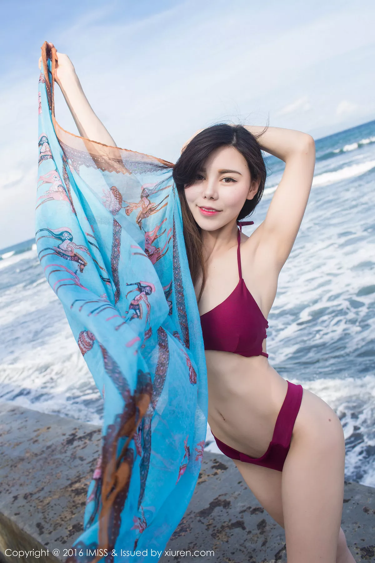 秀人集.com_[IMISS爱蜜社]Vol.109_嫩模沈佳熹巴厘岛旅拍第二套酒红色比基尼性感美胸写真51P