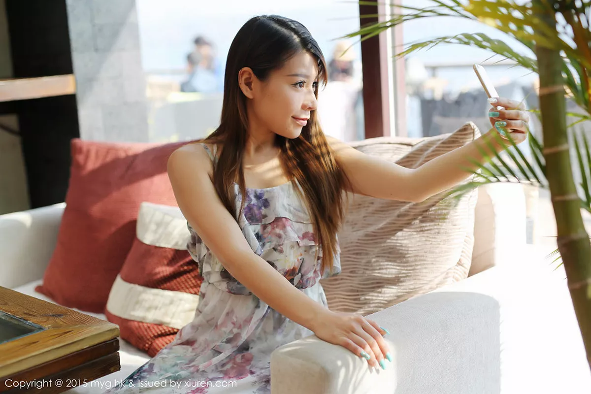 秀人集.com_[MyGirl美媛馆]Vol.106_嫩模vetiver嘉宝贝儿大理旅拍连身花长裙清新迷人写真50P