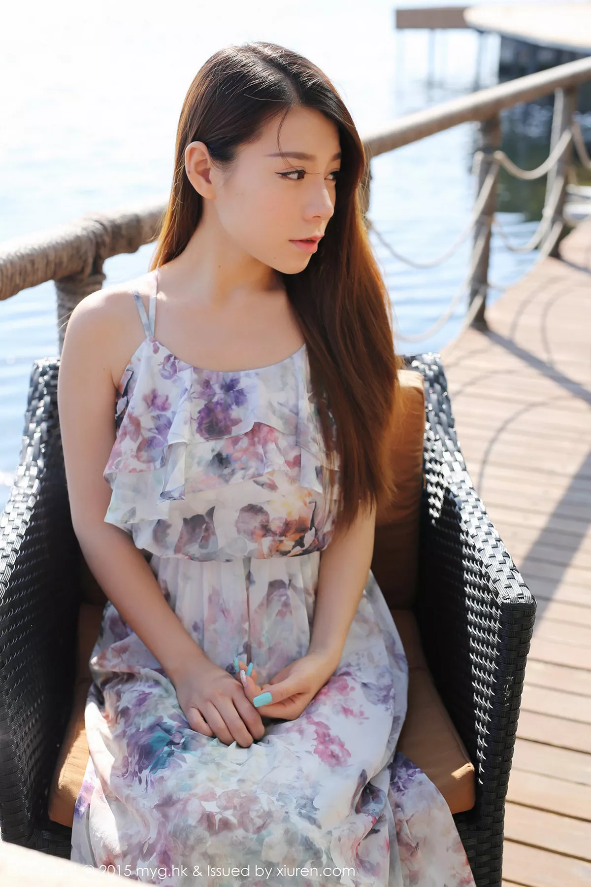 秀人集.com_[MyGirl美媛馆]Vol.106_嫩模vetiver嘉宝贝儿大理旅拍连身花长裙清新迷人写真50P