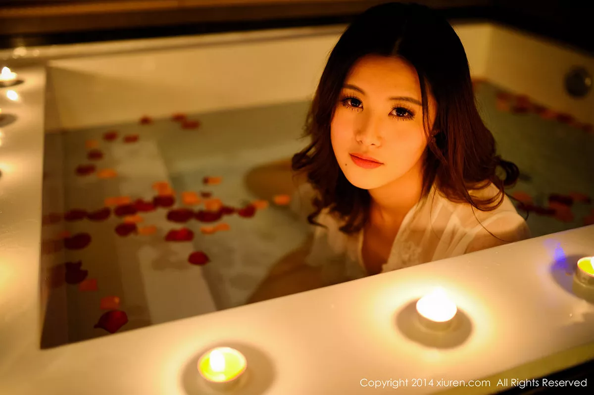 秀人集.com_[XiuRen秀人网]No.173_嫩模狐狸小姐Adela浴室里大尺度全裸诱人胴体写真110P