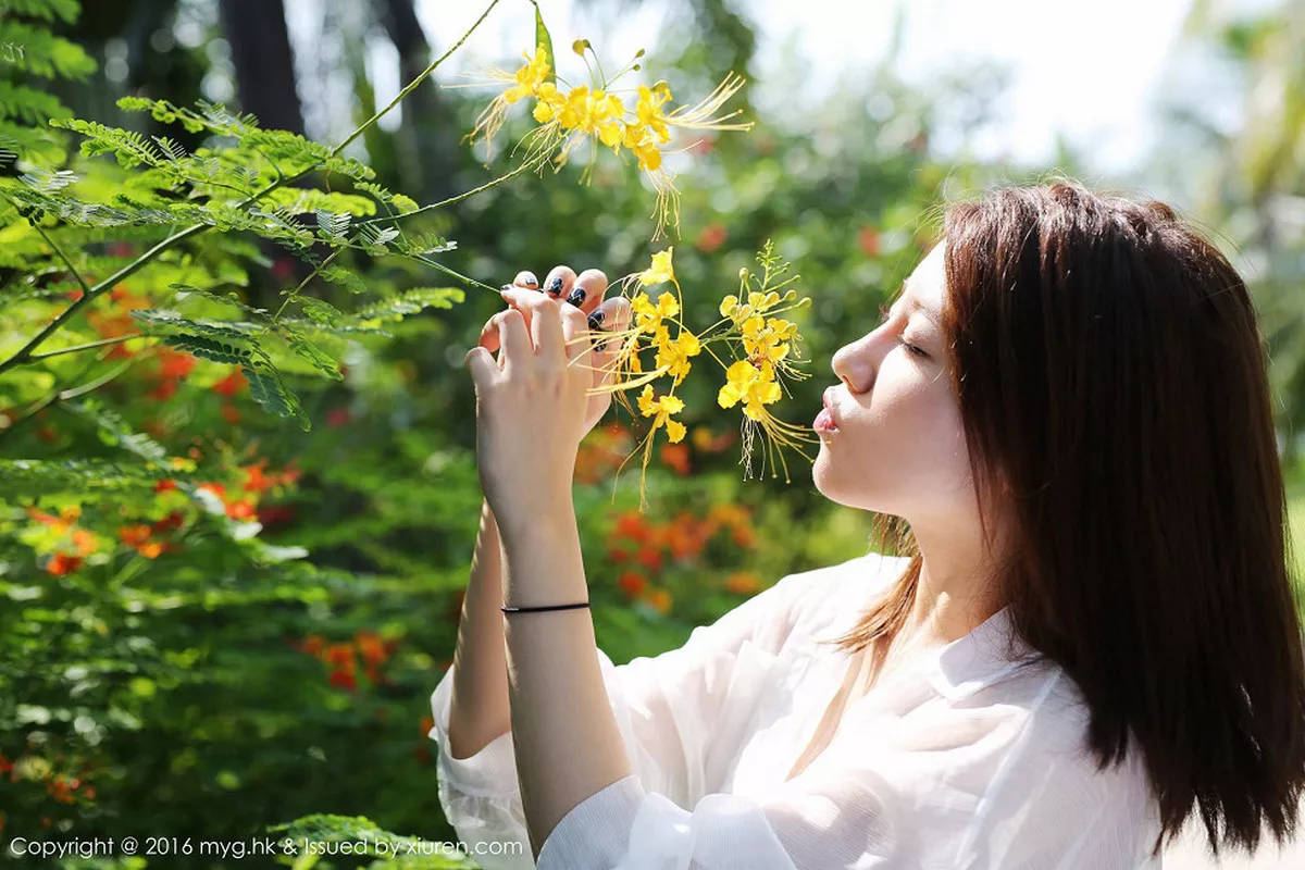 秀人集.com_[MyGirl美媛馆]Vol.223_嫩模许诺Sabrina牛仔热裤性感内衣楚楚可人迷人写真53P