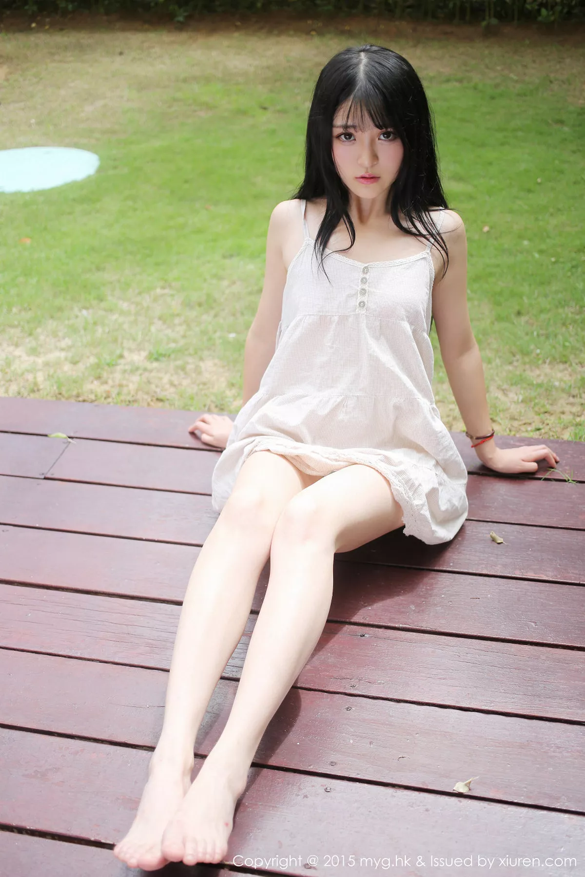 秀人集.com_[MyGirl美媛馆]Vol.174_嫩模伊小七MoMo三亚旅拍半裸下身白嫩翘臀诱惑写真41P