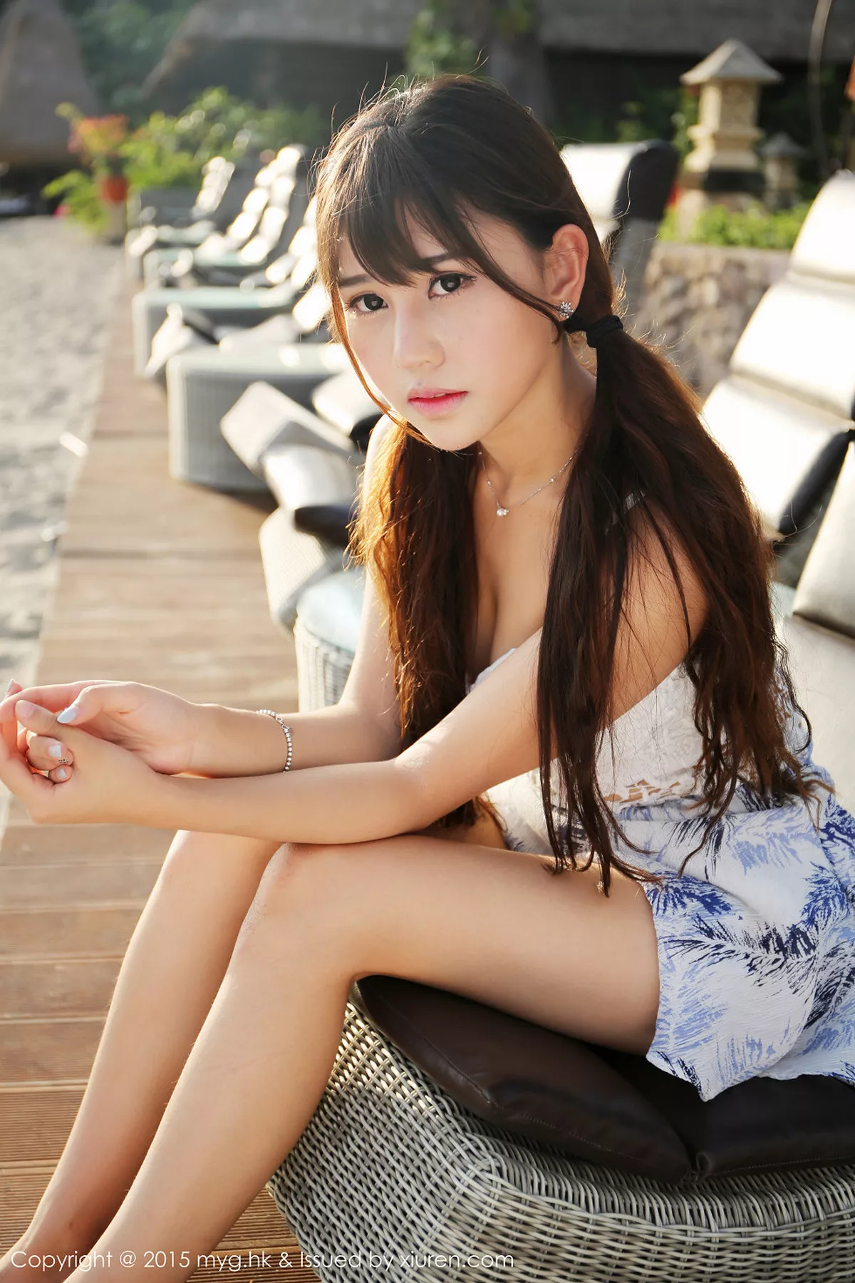 秀人集.com_[MyGirl美媛馆]Vol.154_嫩模Milk楚楚龙目岛旅拍第三套吊带白色内衣清新迷人写真43P