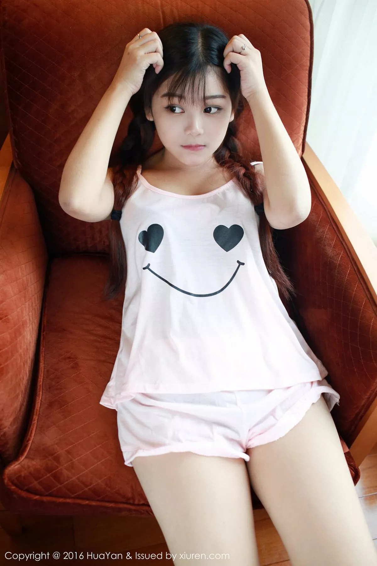 秀人集.com_[HuaYan花の颜]Vol.016_新人嫩模小月儿性感黑色女仆装黑色渔网丝袜清新写真54P