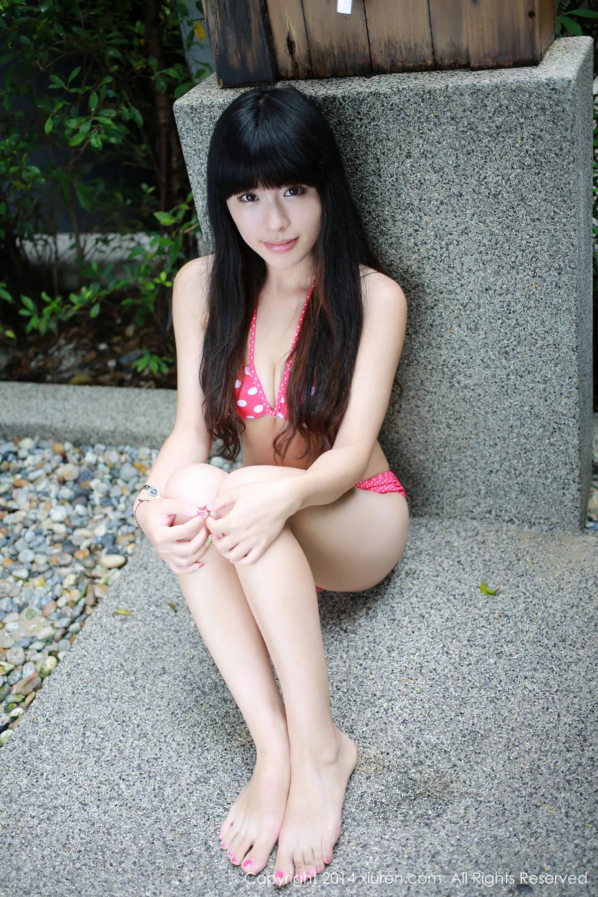 秀人集.com_[XiuRen秀人网]No.183_平面模特刘雪妮verna泰国旅拍红色圆点比基尼性感写真62P