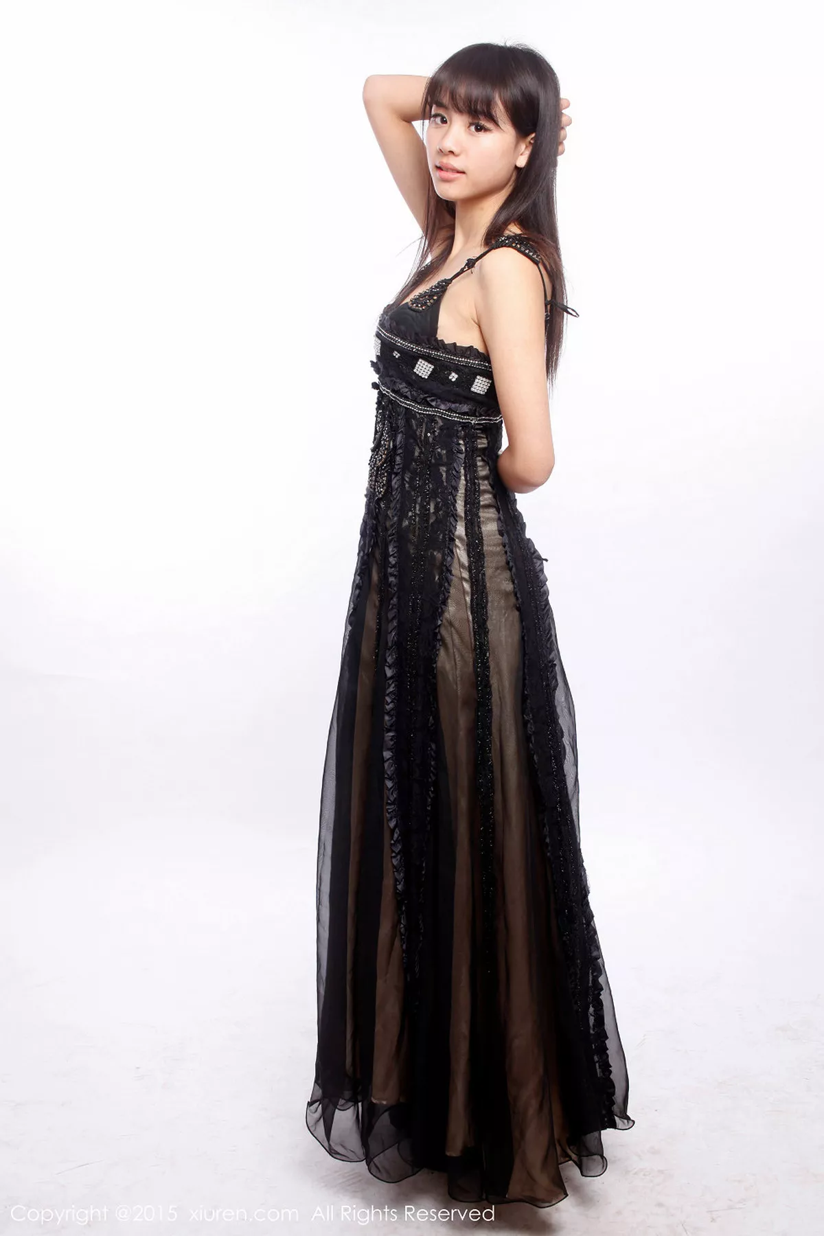 秀人集.com_[XiuRen秀人网]No.318_邻家女孩七米baby户外红色格子裙清新学生装迷人写真112P