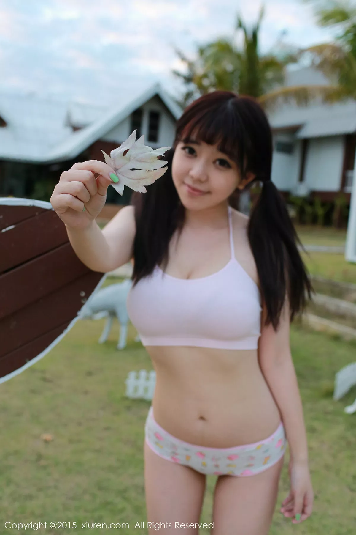 秀人集.com_[XiuRen秀人网]No.291_嫩模刘飞儿Faye泰国清迈旅拍白色内衣秀丰满美乳诱惑写真53P