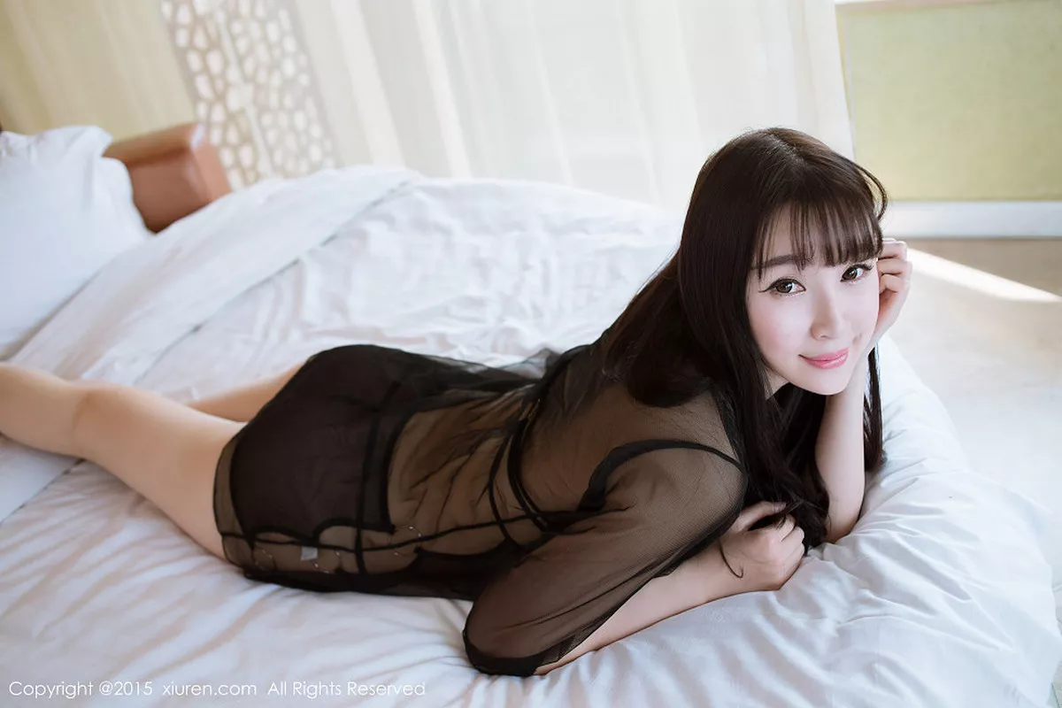 秀人集.com_[XiuRen秀人网]No.335_新人嫩模乐朵朵_Wendy透视薄纱秀美乳大尺度诱惑写真50P