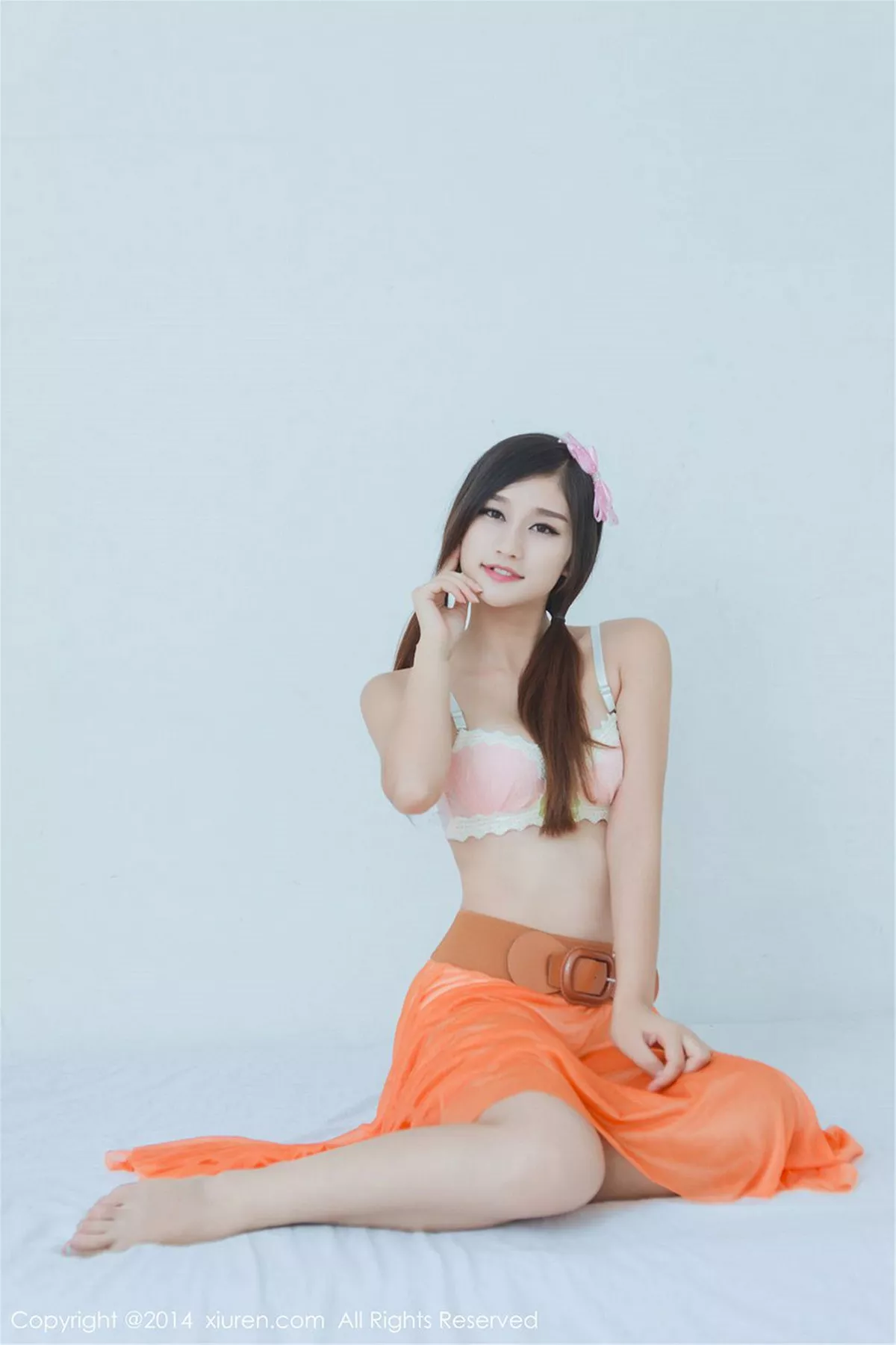 秀人集.com_[XiuRen秀人网]No.264_秀发美女嫩模史雨姐姐居家私房火辣美体真空诱惑写真50P