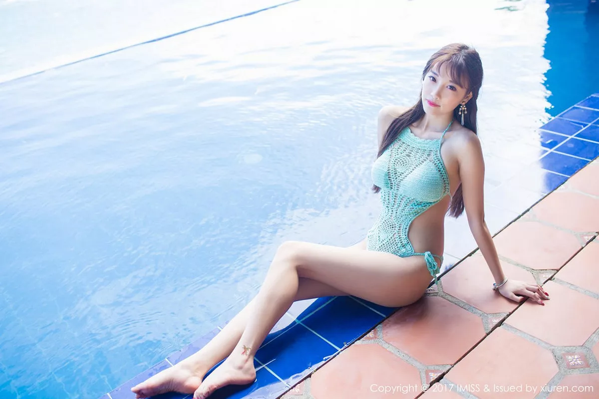 秀人集.com_[IMISS爱蜜社]Vol.147_嫩模Sugar小甜心CC长滩旅拍泳池边性感比基尼写真53P